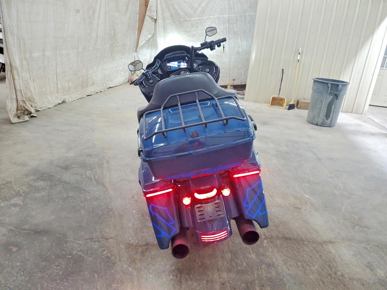 2021 HARLEY-DAVIDSON FL