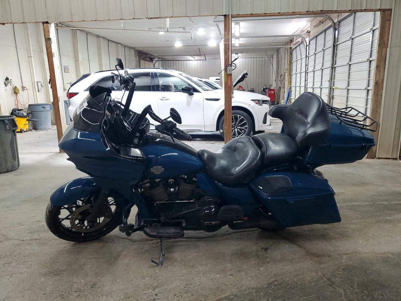2021 HARLEY-DAVIDSON FL
