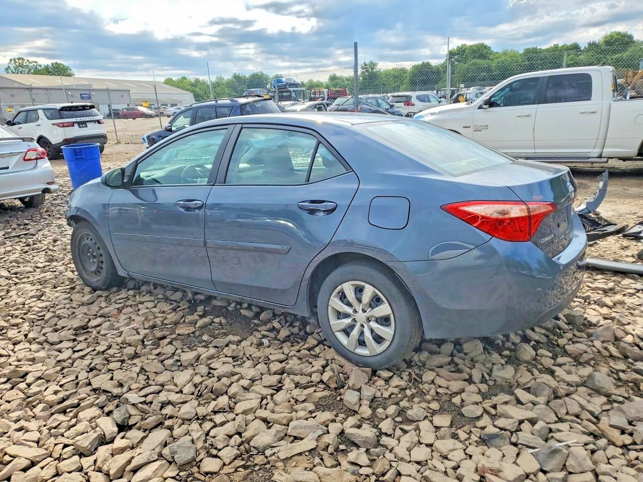 2019 TOYOTA COROLLA