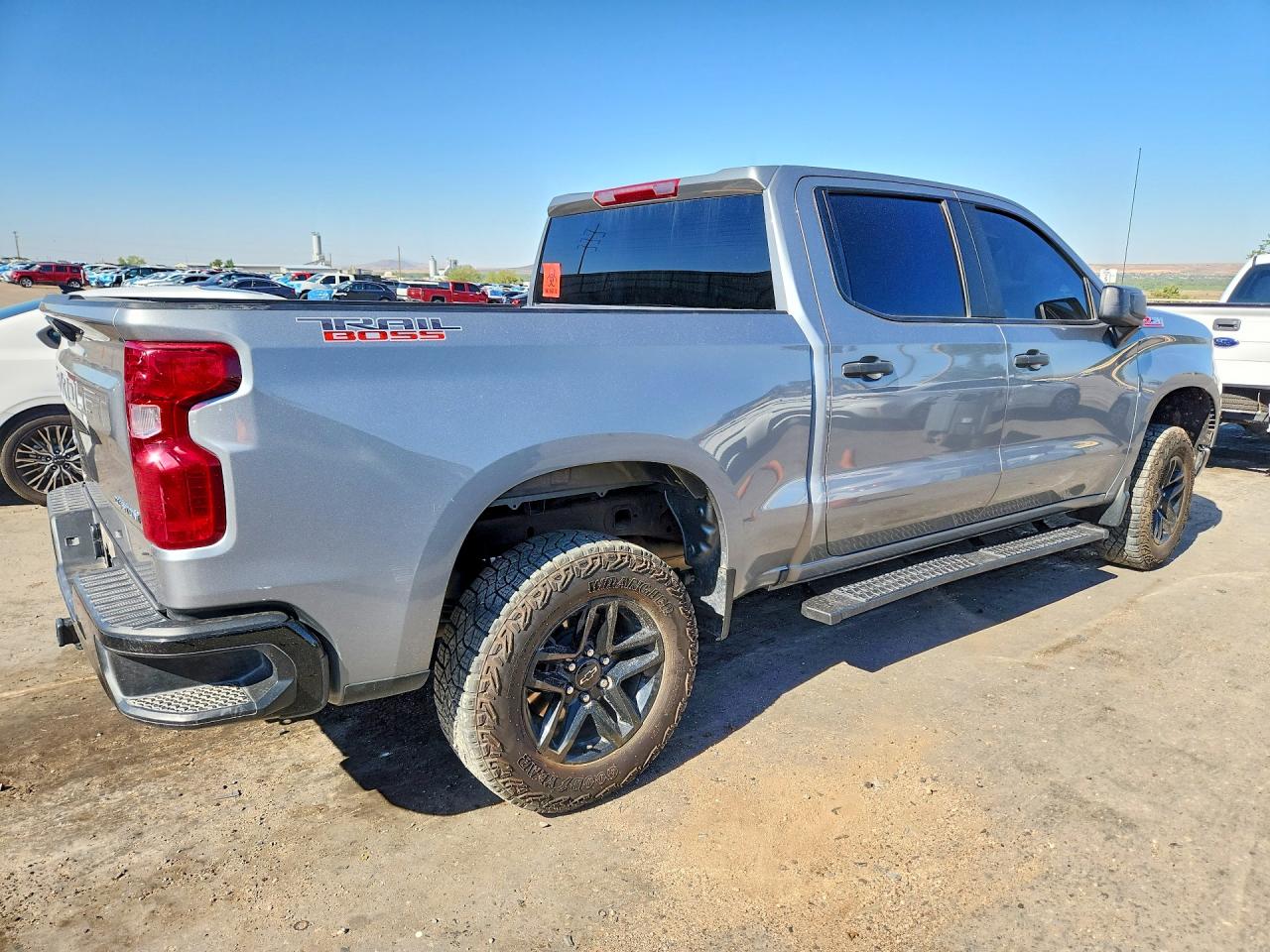 2025 CHEVROLET SILVERADO