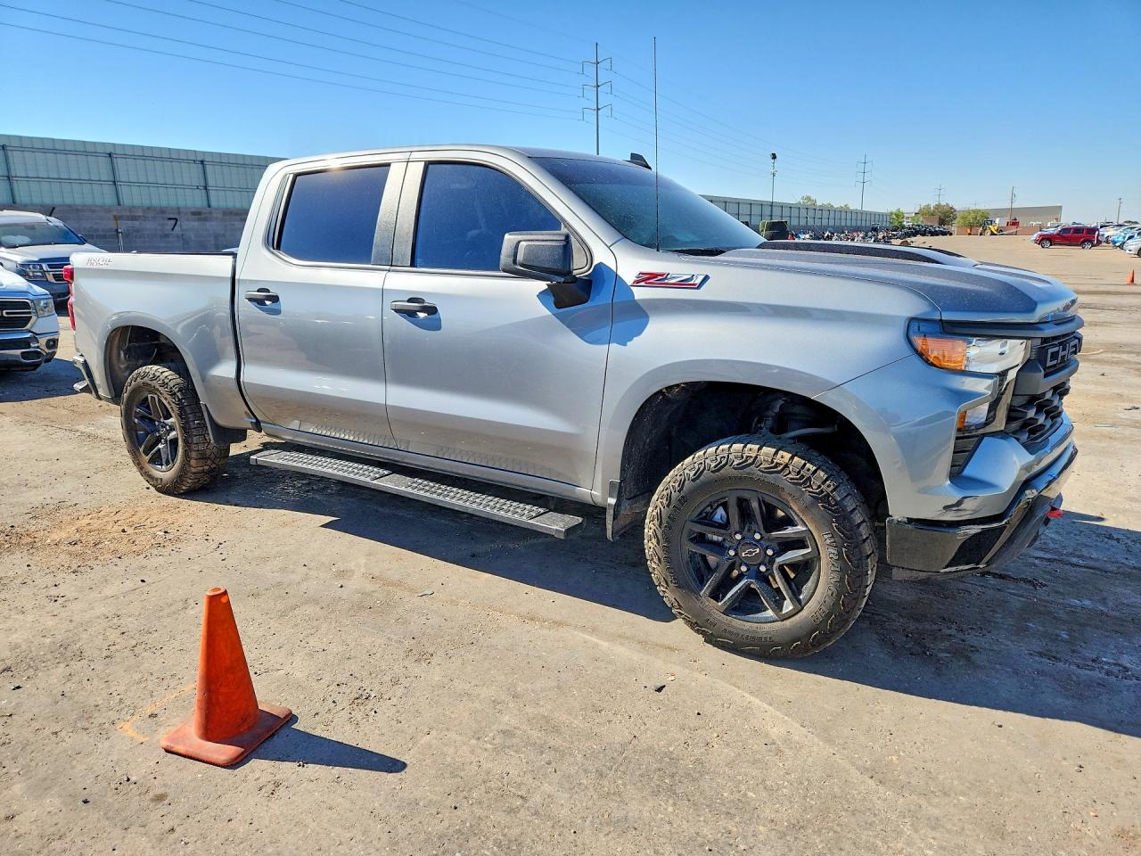 2025 CHEVROLET SILVERADO