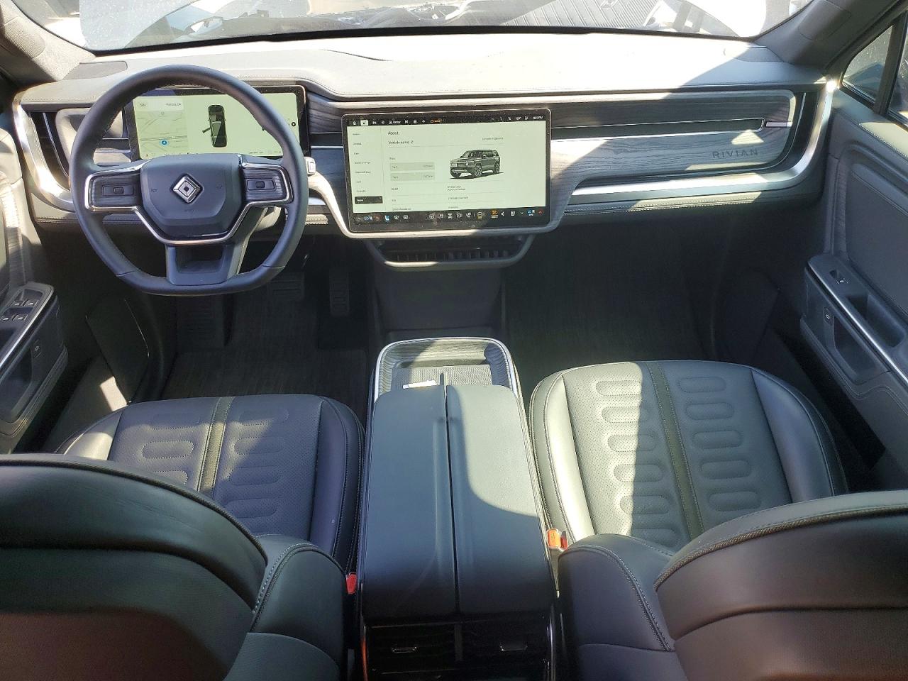 2025 RIVIAN RIS