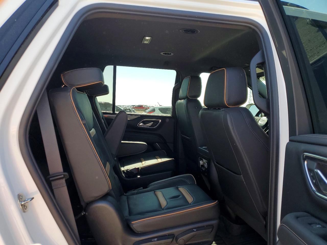 2023 GMC YUKON