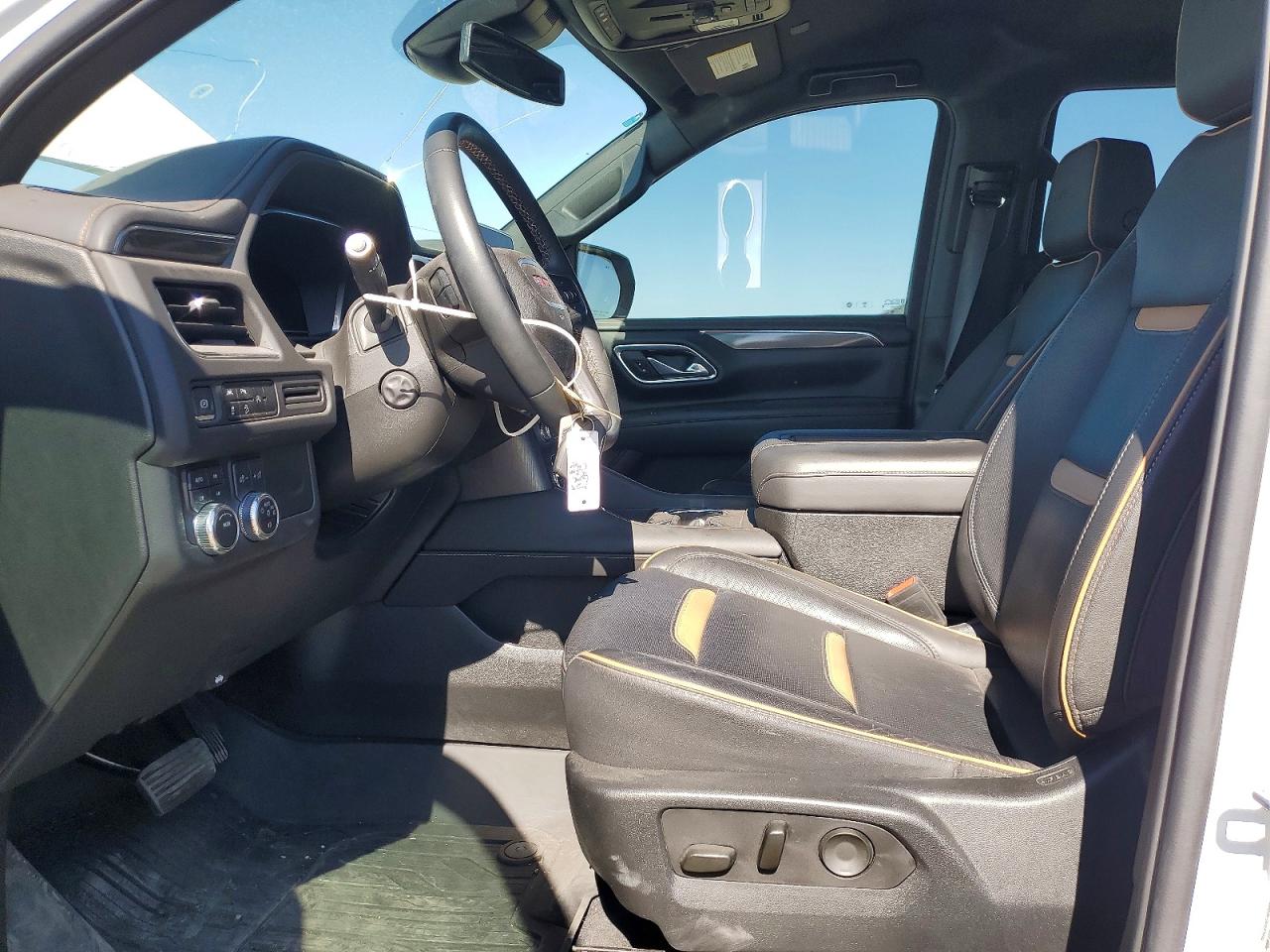 2023 GMC YUKON