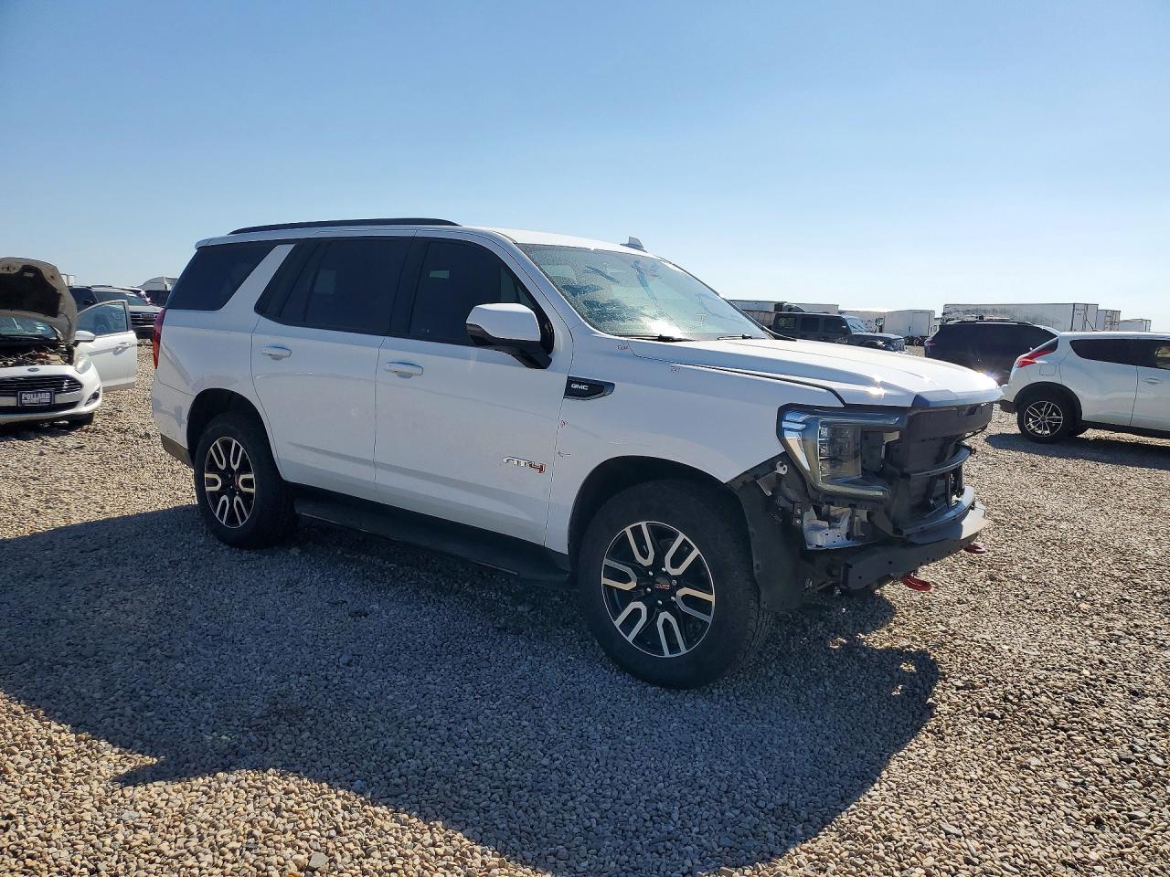 2023 GMC YUKON