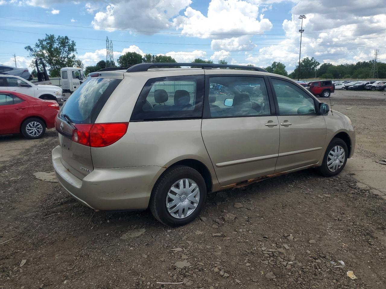 2007 TOYOTA SIENNA