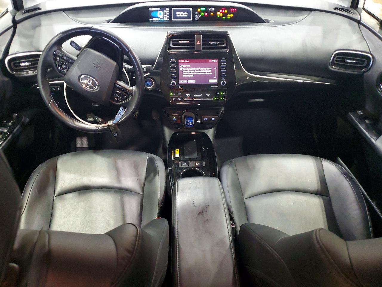 2022 TOYOTA PRIUS