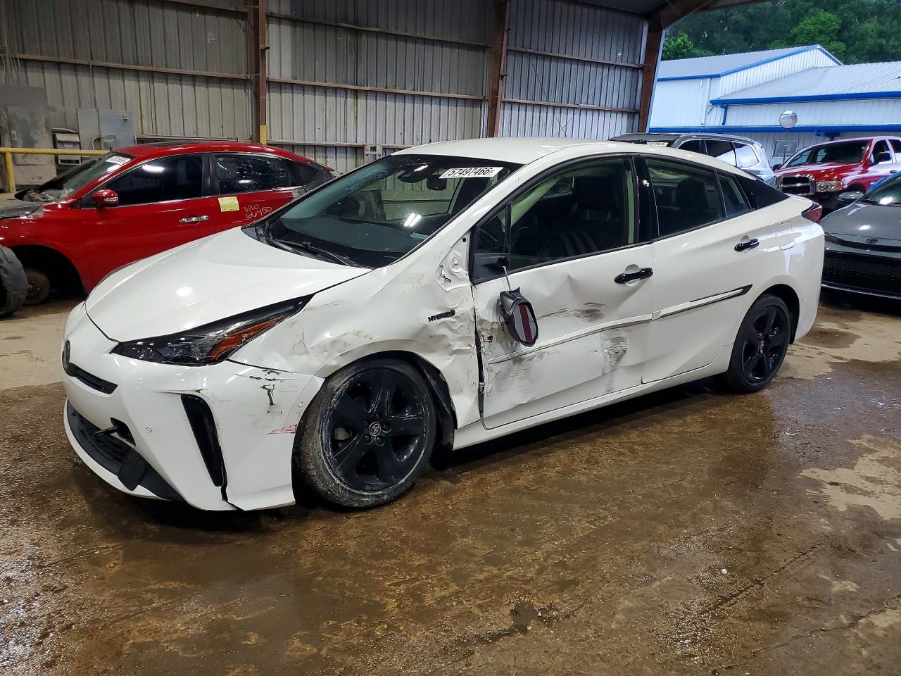 2022 TOYOTA PRIUS