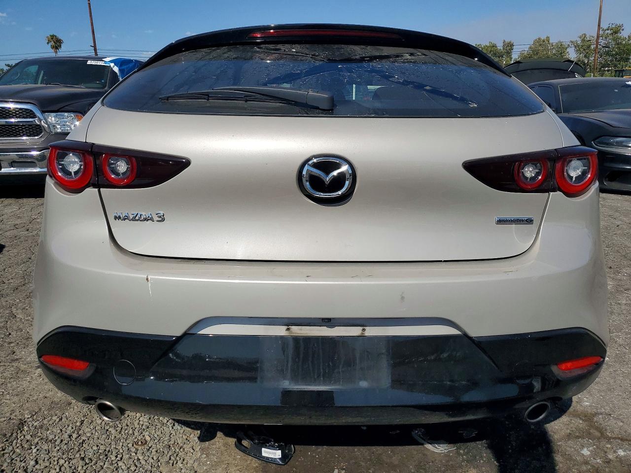 2025 MAZDA 3 SELECT S