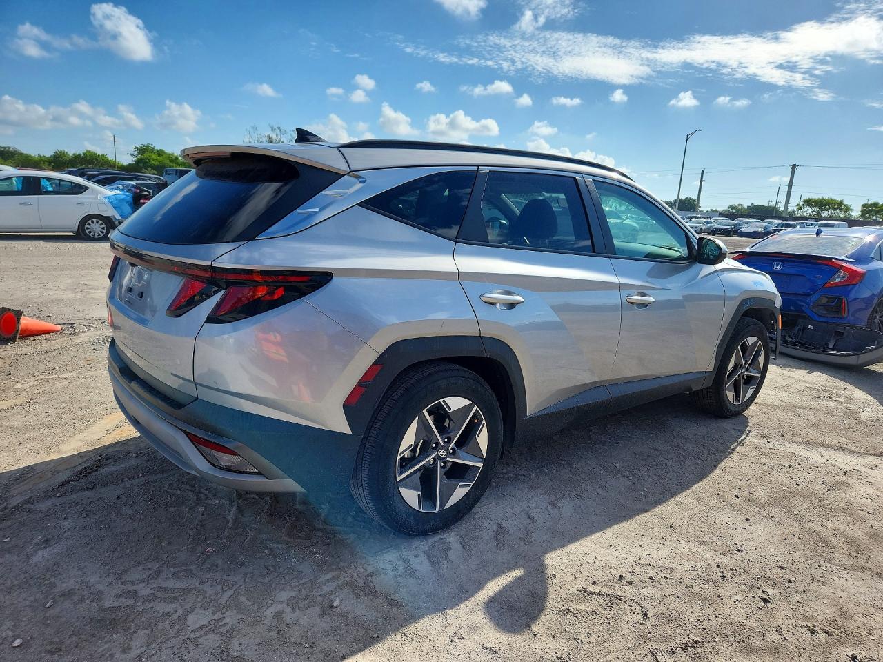 2025 HYUNDAI TUCSON