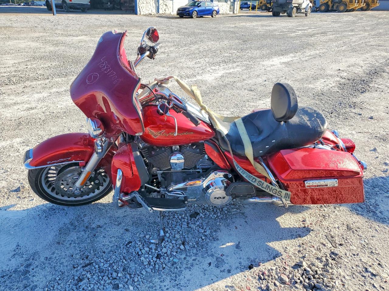 2013 HARLEY-DAVIDSON FL
