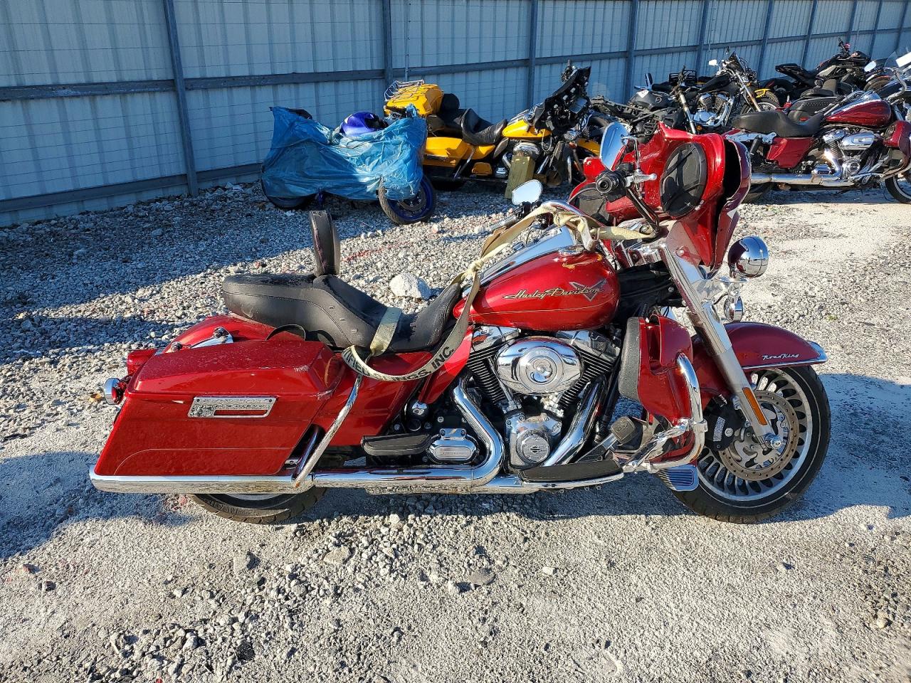 2013 HARLEY-DAVIDSON FL