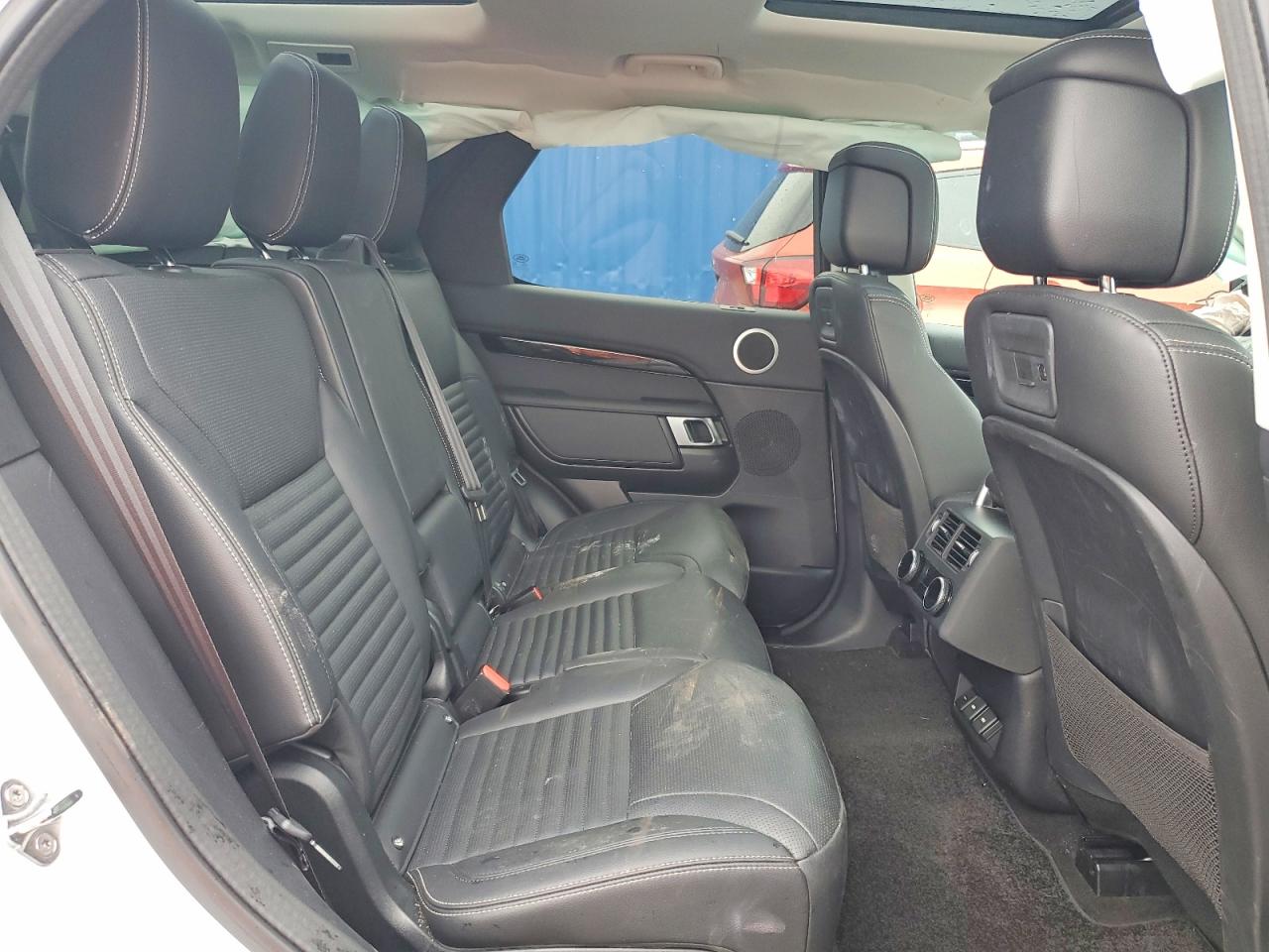 2024 LAND ROVER DISCOVERY
