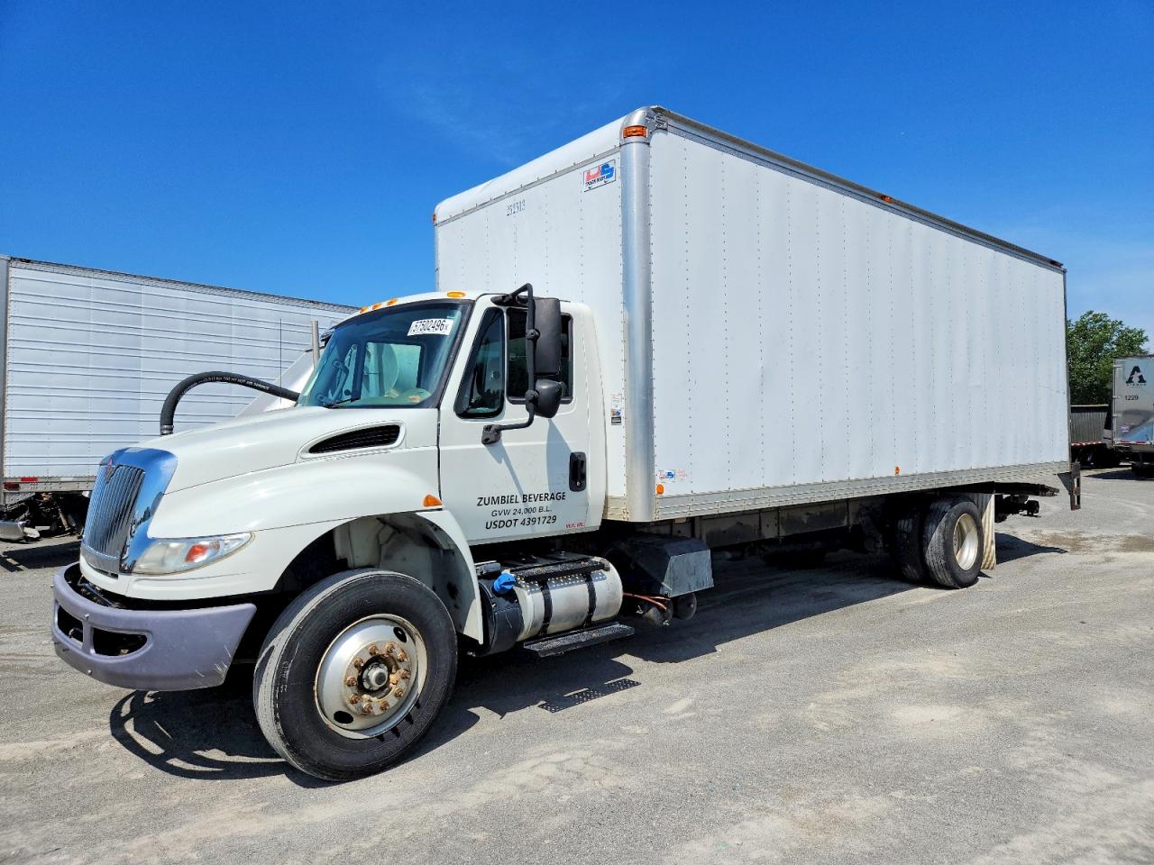 2015 INTERNATIONAL 4000 SERIE