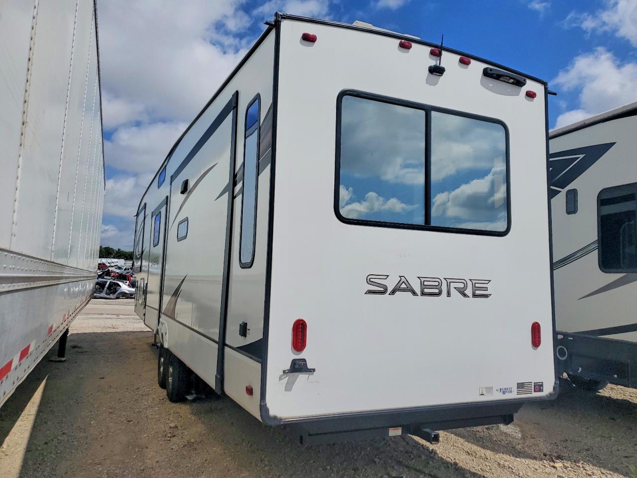 2024 SABRE BY FOREST RIVE 5TH WHEEL