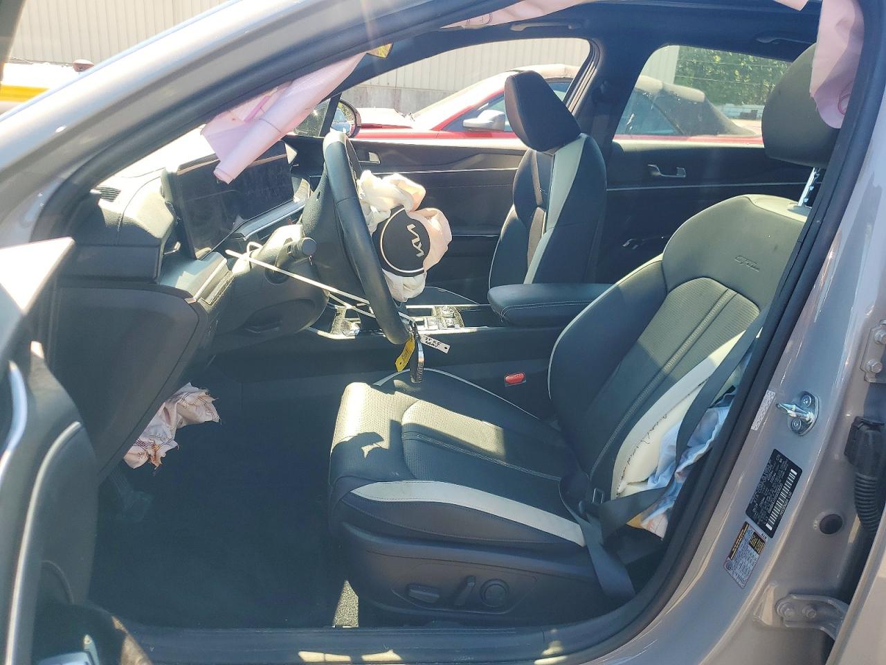 2025 KIA K5