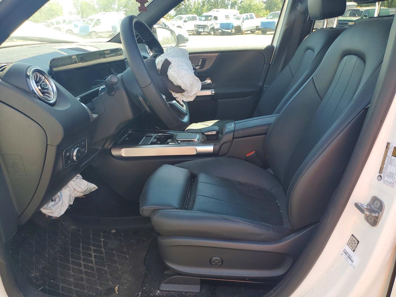 2023 MERCEDES-BENZ EQB 300 4M