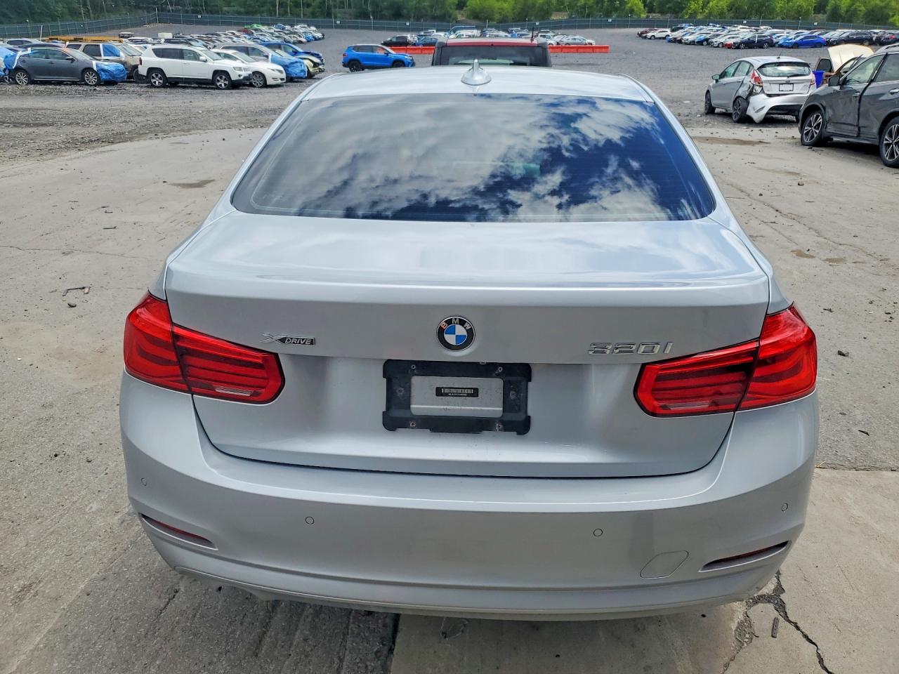 2018 BMW 3 SERIES