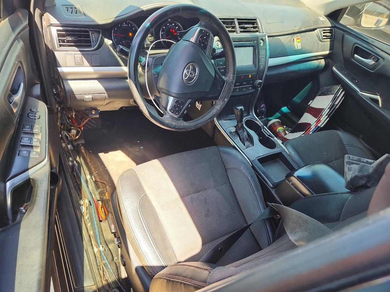2017 TOYOTA CAMRY