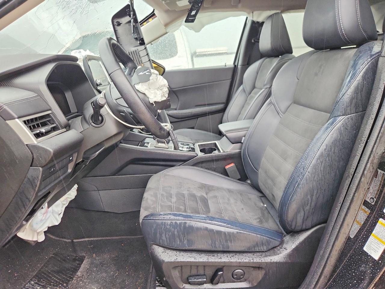 2024 MITSUBISHI OUTLANDER