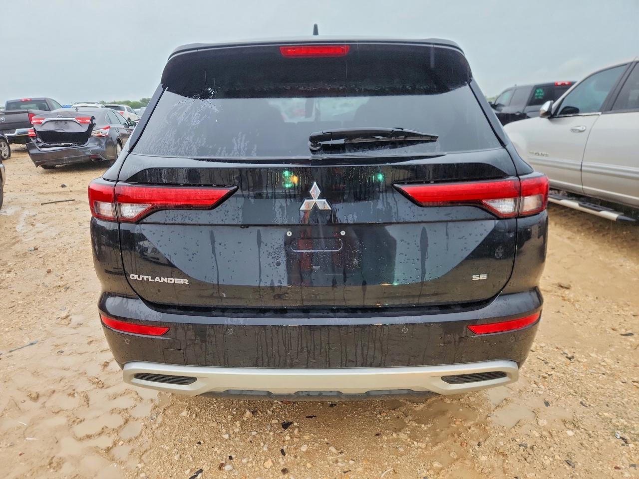 2024 MITSUBISHI OUTLANDER
