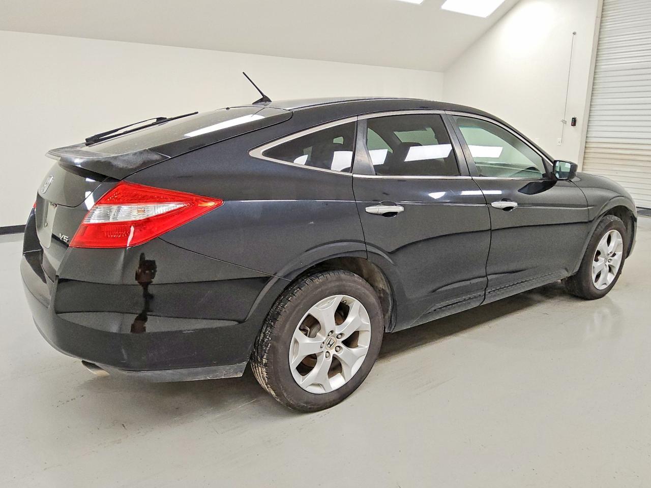 2012 HONDA CROSSTOUR