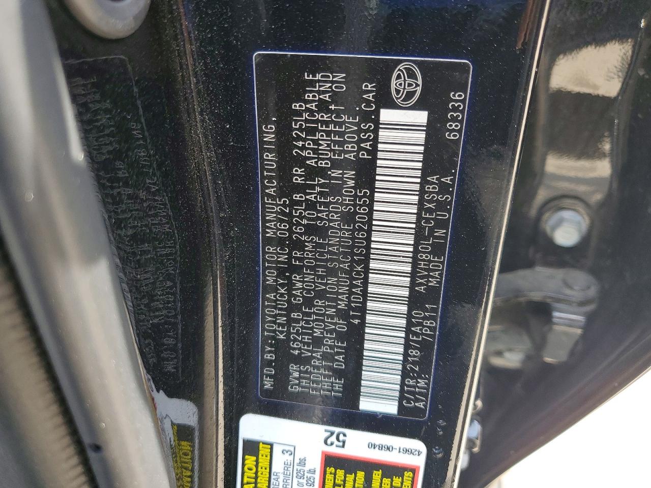 2025 TOYOTA CAMRY