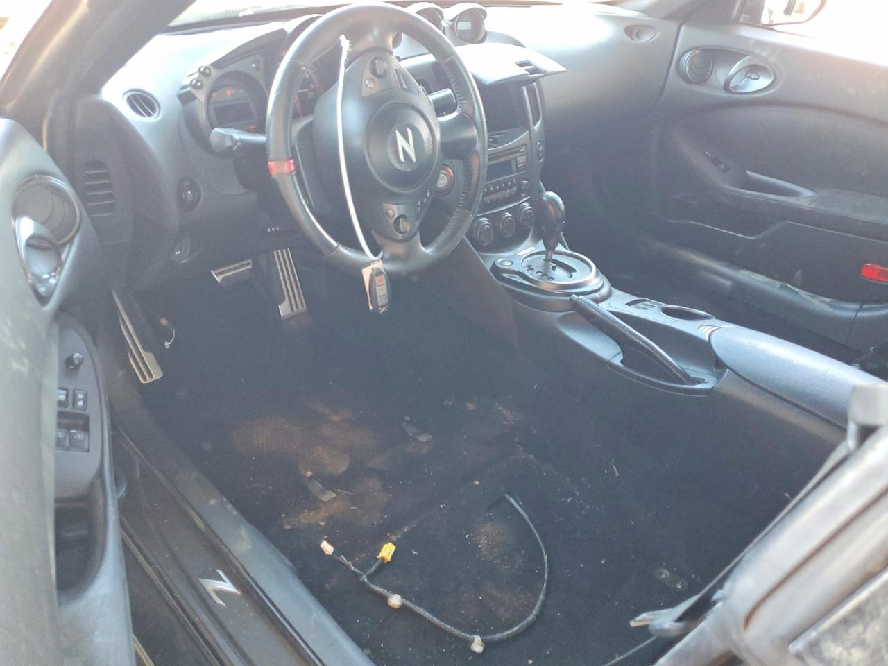 2017 NISSAN 370Z
