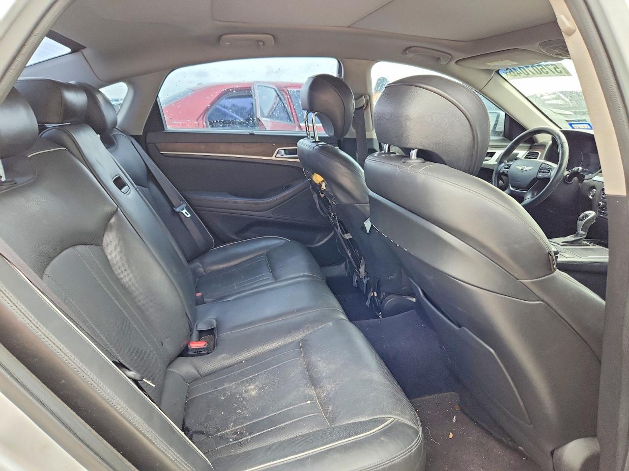 2015 HYUNDAI GENESIS