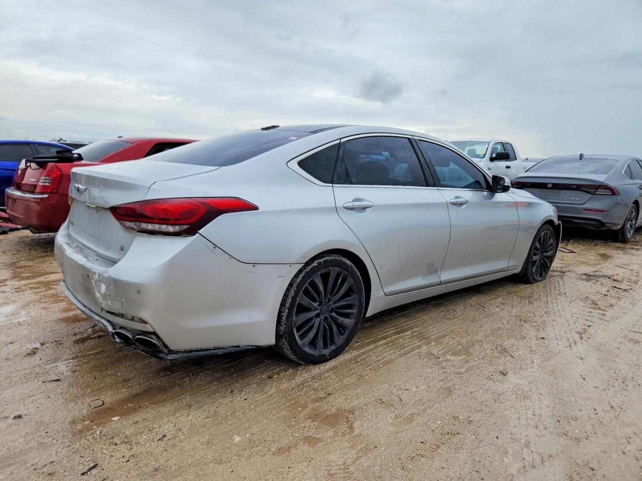 2015 HYUNDAI GENESIS
