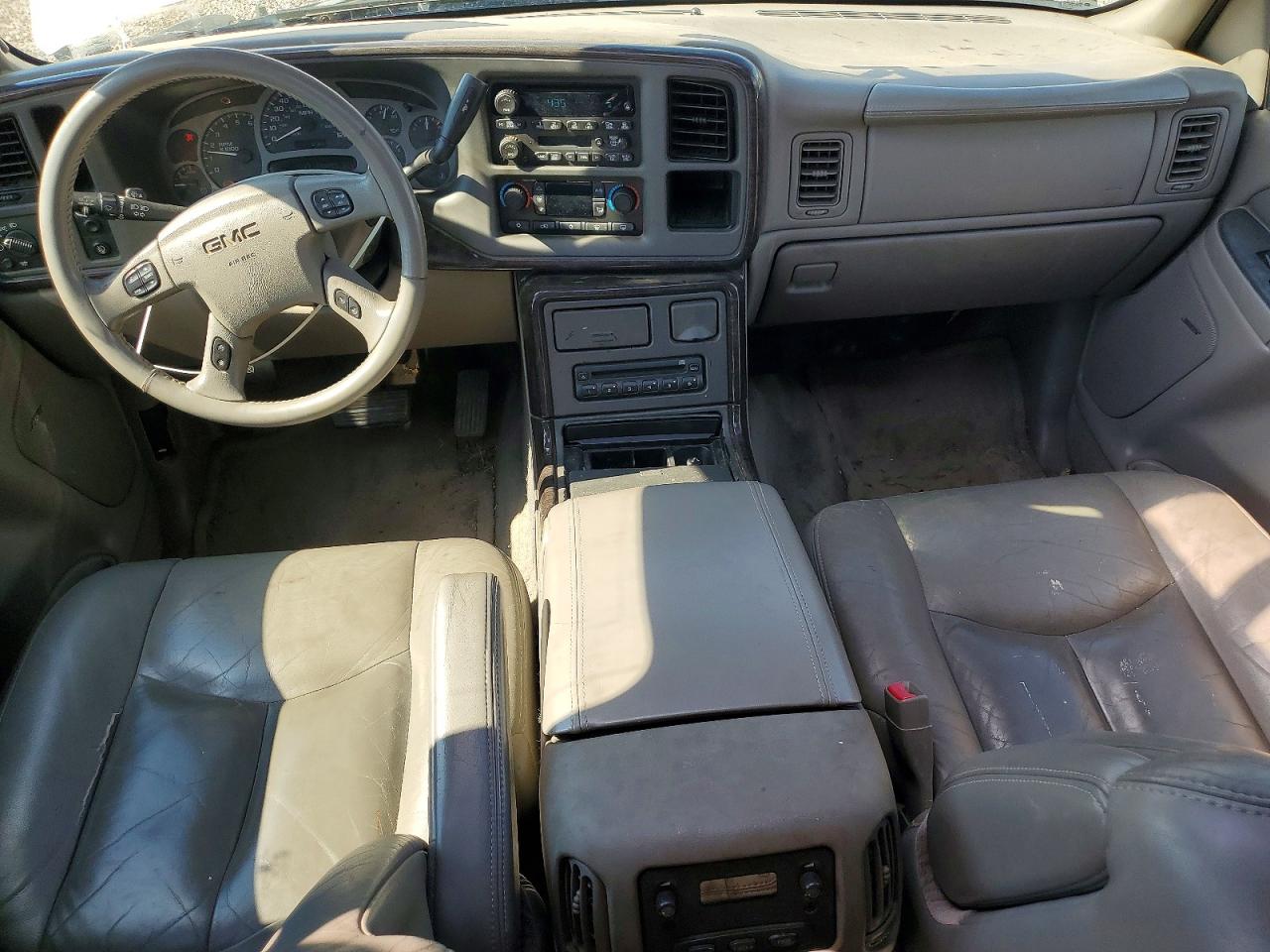 2005 GMC SIERRA