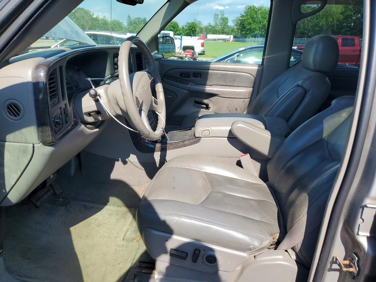2005 GMC SIERRA