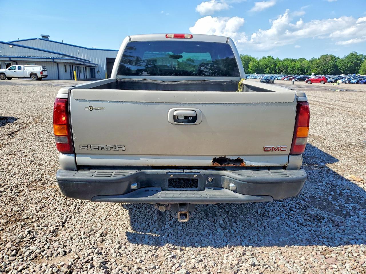 2005 GMC SIERRA
