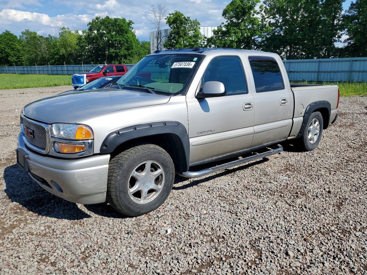 2005 GMC SIERRA