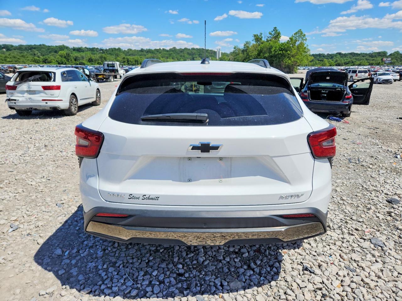 2025 CHEVROLET TRAX