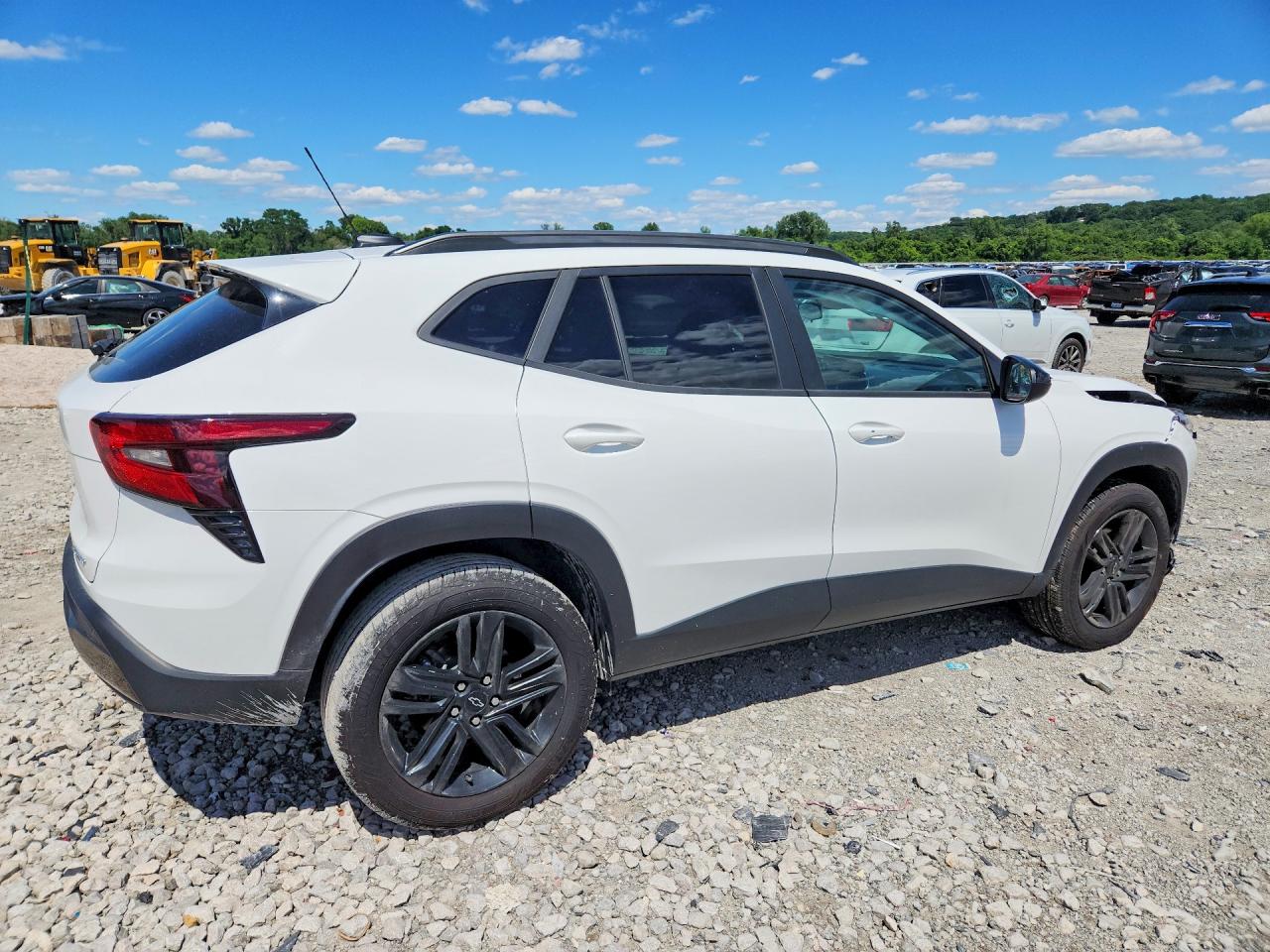 2025 CHEVROLET TRAX