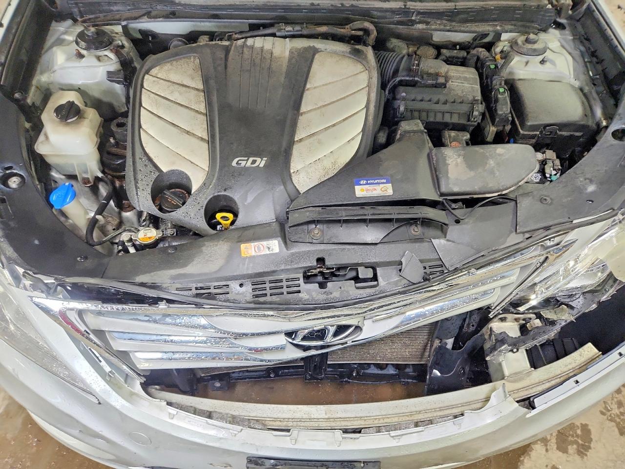 2013 HYUNDAI AZERA