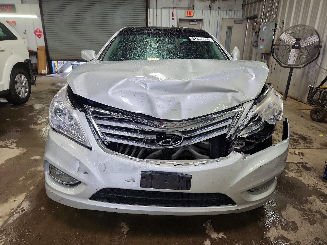 2013 HYUNDAI AZERA