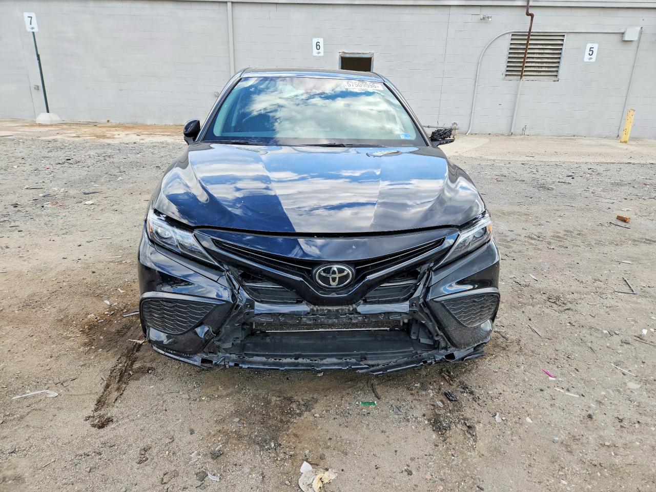 2023 TOYOTA CAMRY
