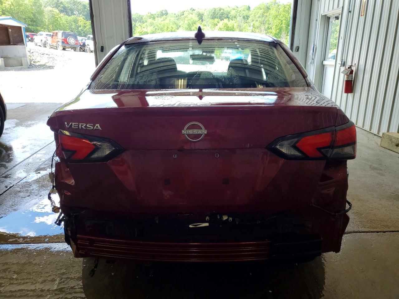 2025 NISSAN VERSA