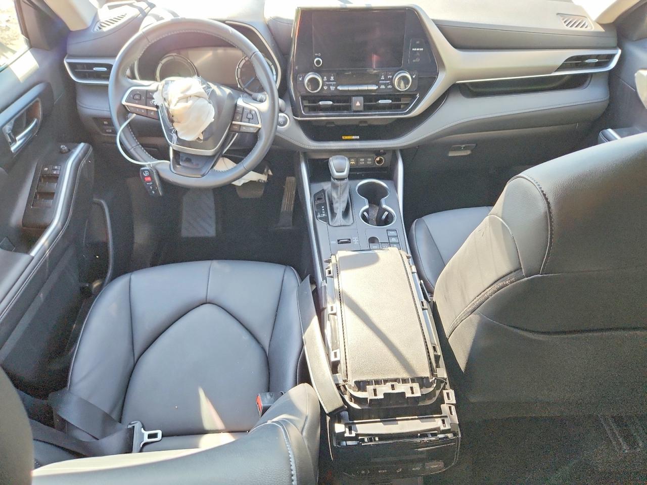 2025 TOYOTA HIGHLANDER