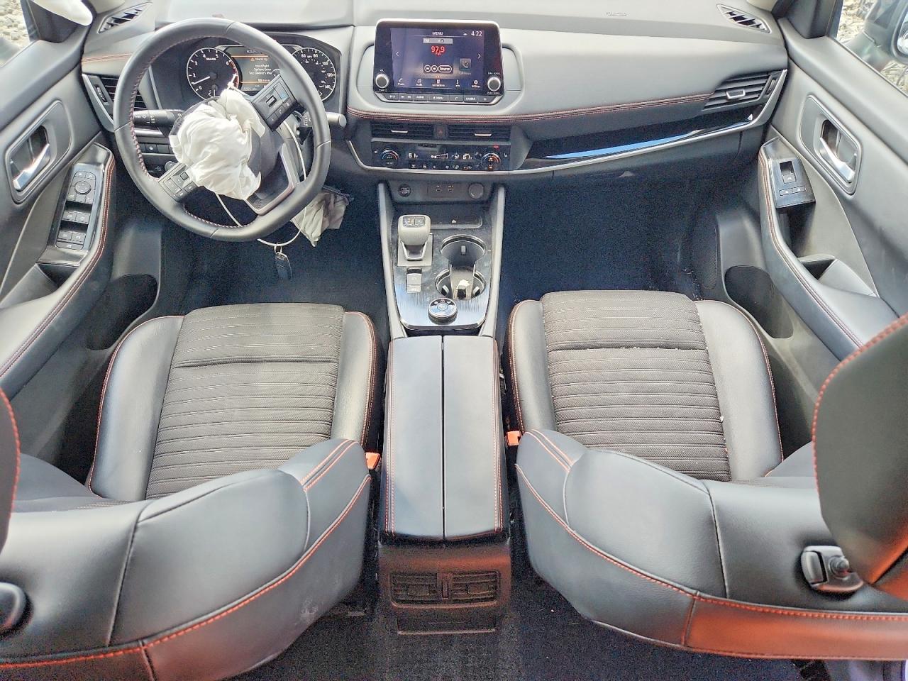 2025 NISSAN ROGUE
