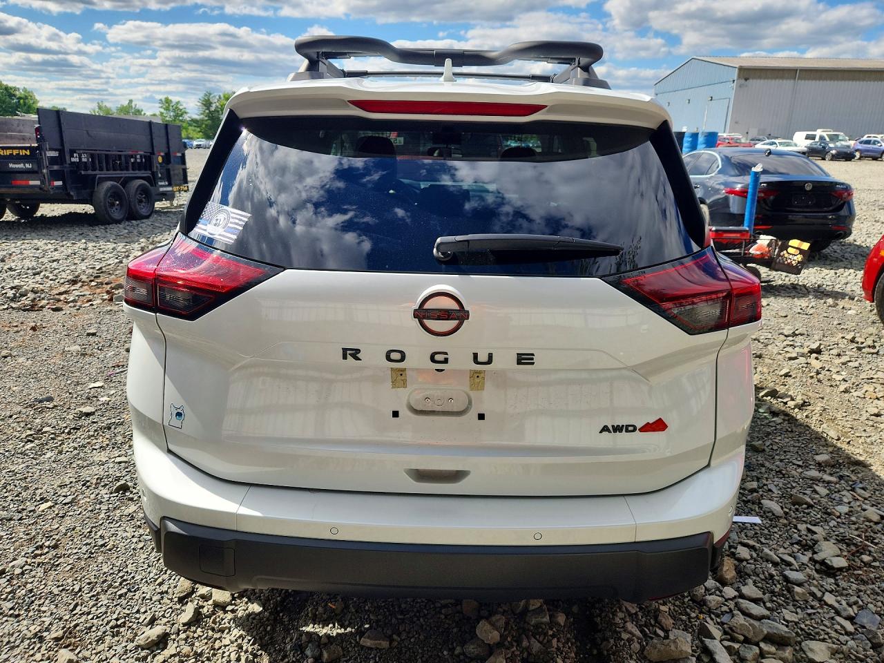 2025 NISSAN ROGUE