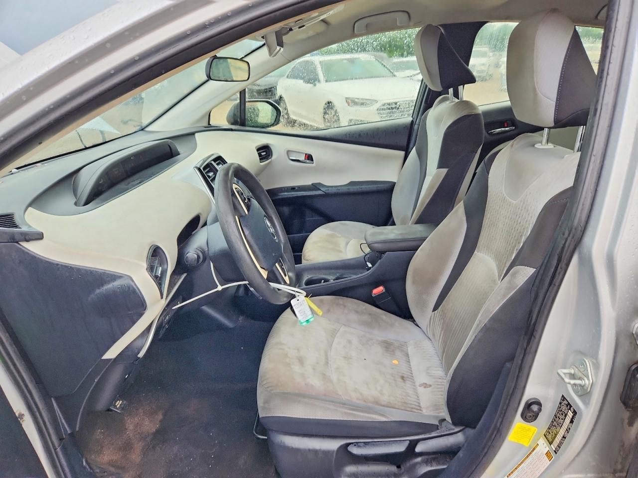 2017 TOYOTA PRIUS