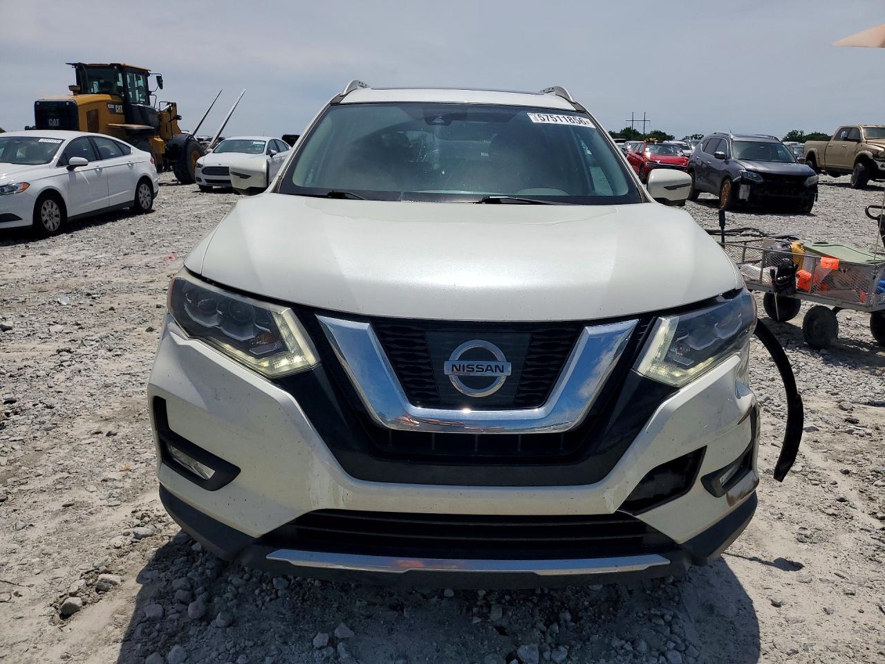 2017 NISSAN ROGUE