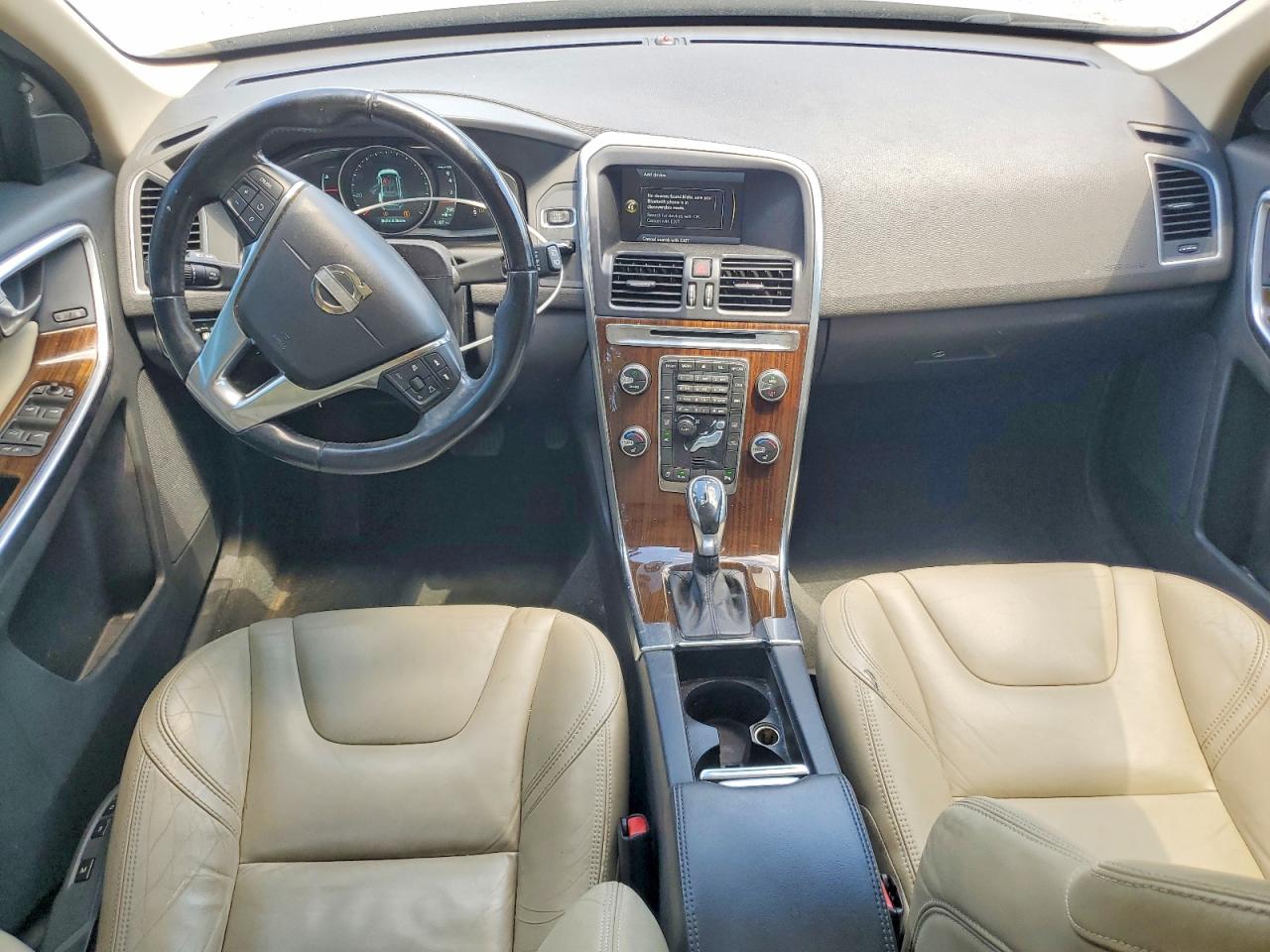 2014 VOLVO XC60