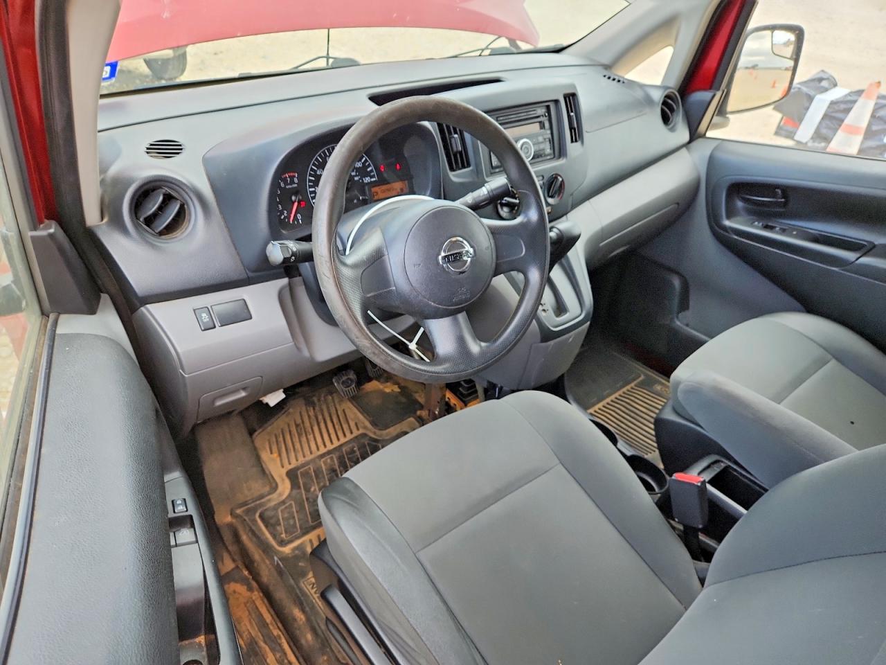 2017 NISSAN NV