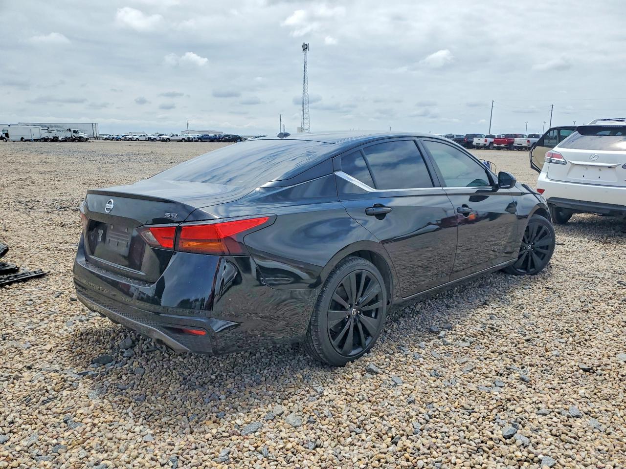 2022 NISSAN ALTIMA