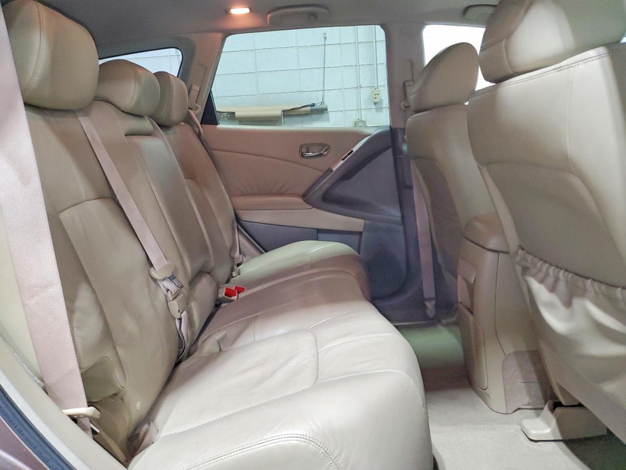 2010 NISSAN MURANO
