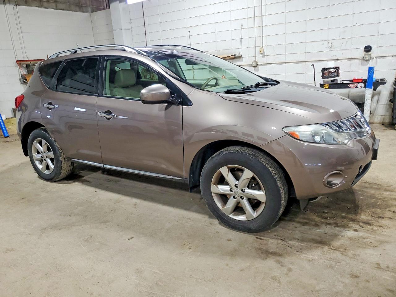 2010 NISSAN MURANO